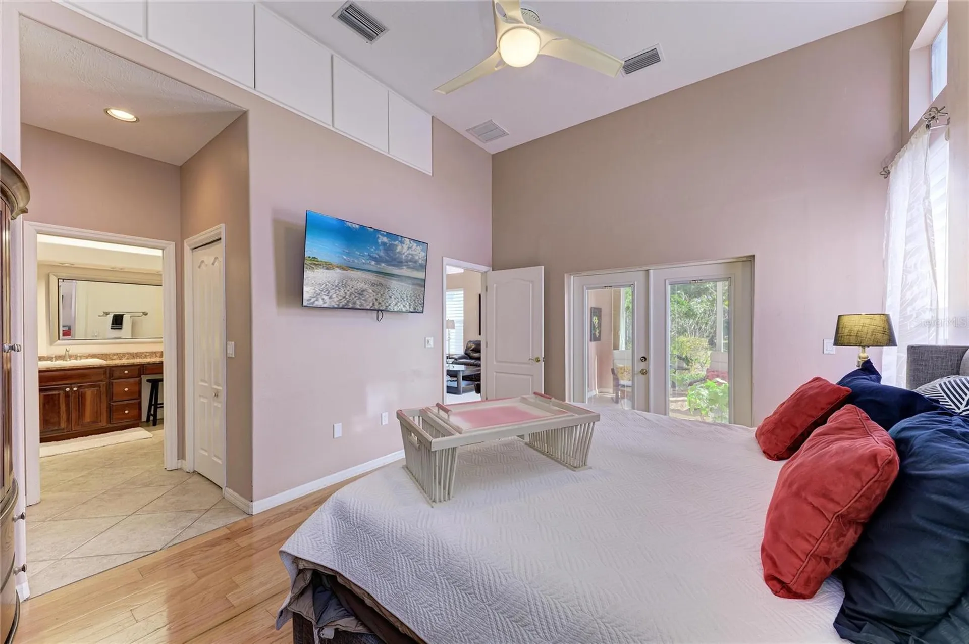 3907 Alamanda Drive Sarasota FL 34238