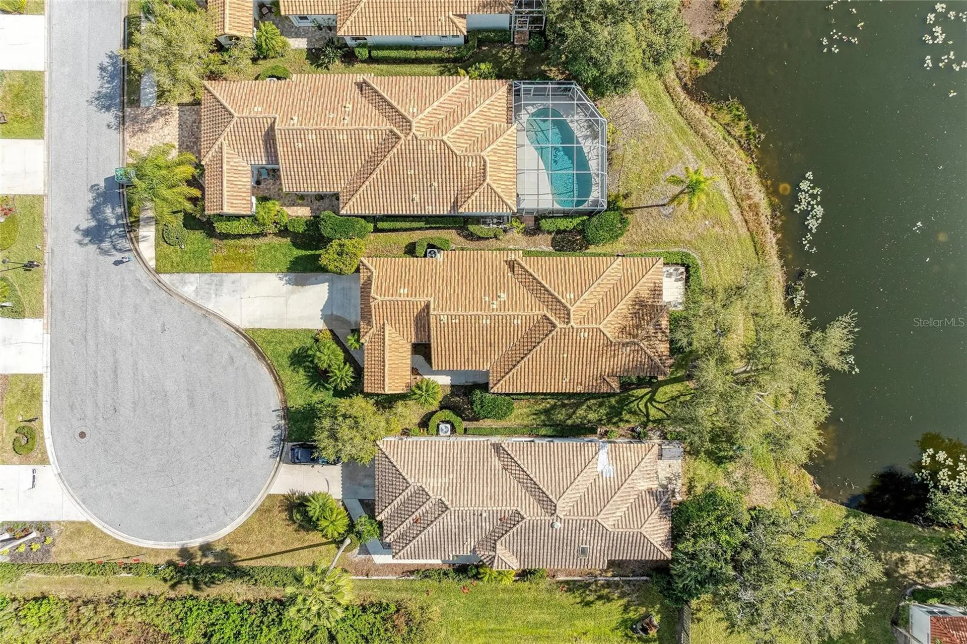 3907 Alamanda Drive Sarasota FL 34238