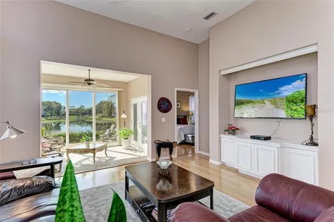 3907 Alamanda Drive Sarasota FL 34238
