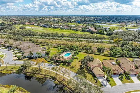 3907 Alamanda Drive Sarasota FL 34238