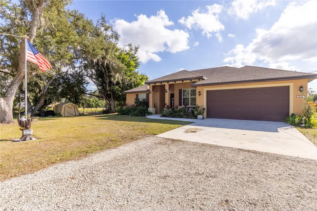 6416 18th Avenue E Bradenton FL 34208