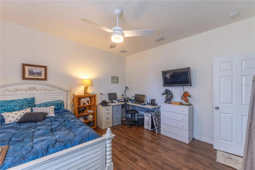 6416 18th Avenue E Bradenton FL 34208