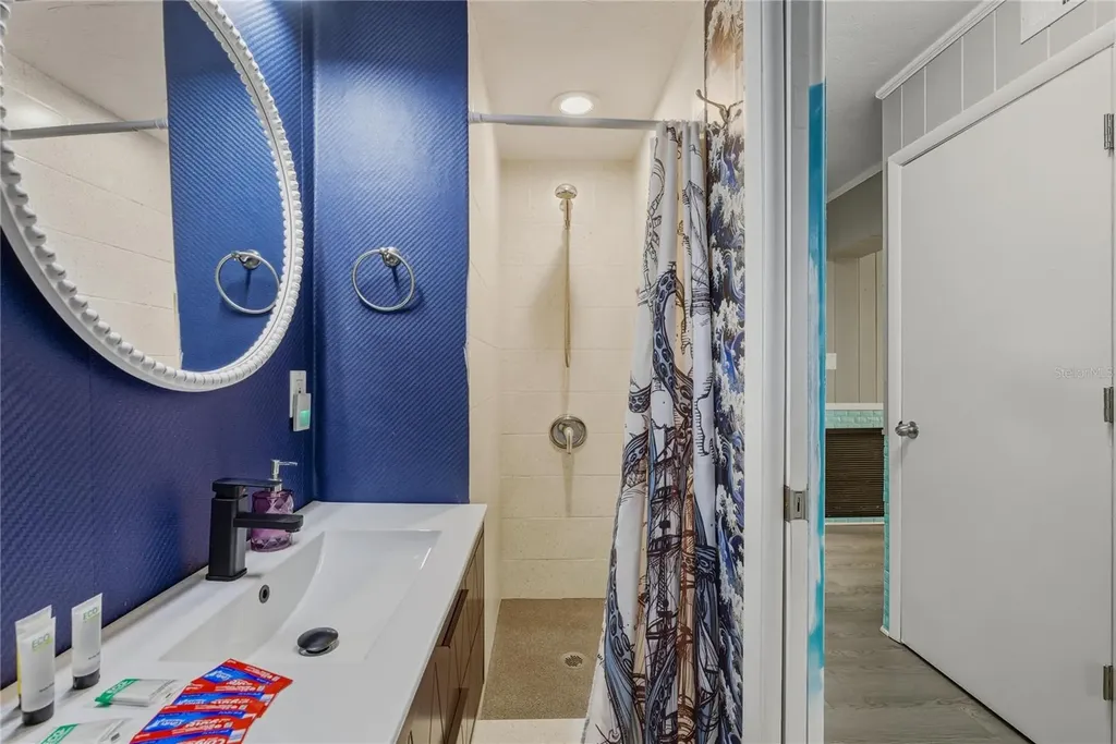 6550 Sabal Drive Sarasota FL 34242