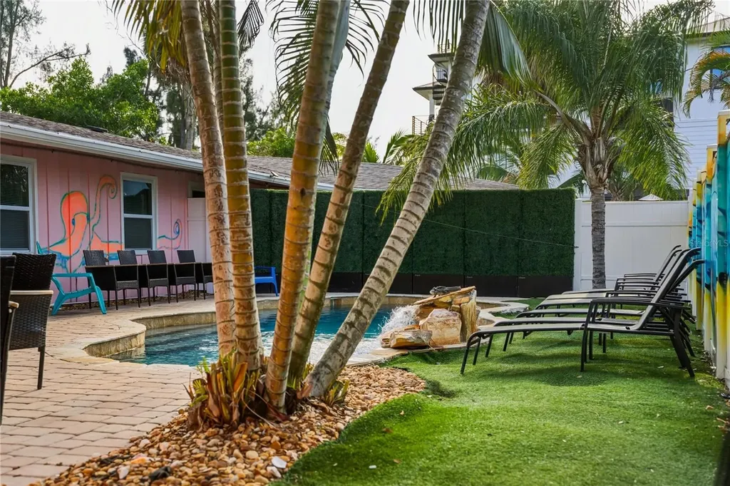 6550 Sabal Drive Sarasota FL 34242