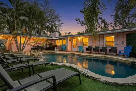 6550 Sabal Drive Sarasota FL 34242