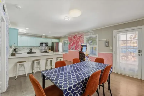 6550 Sabal Drive Sarasota FL 34242