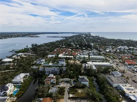 6550 Sabal Drive Sarasota FL 34242