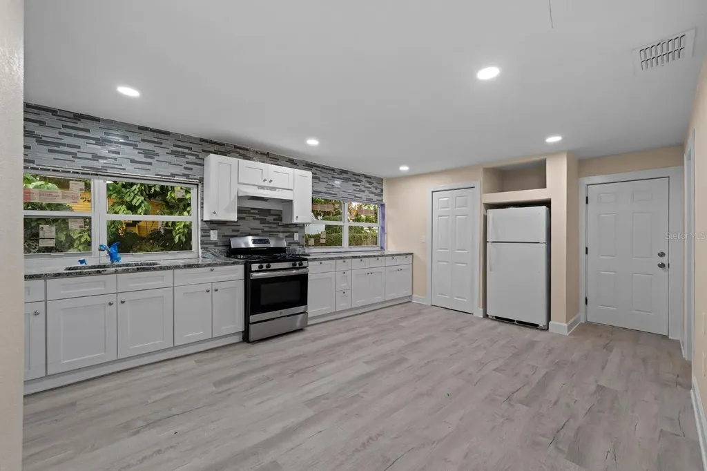2825 N Taliaferro Avenue Tampa FL 33602