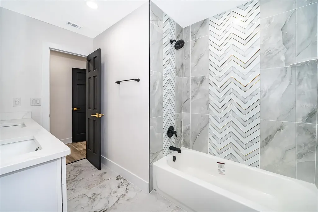 1498 Grace Lake Circle Longwood FL 32750