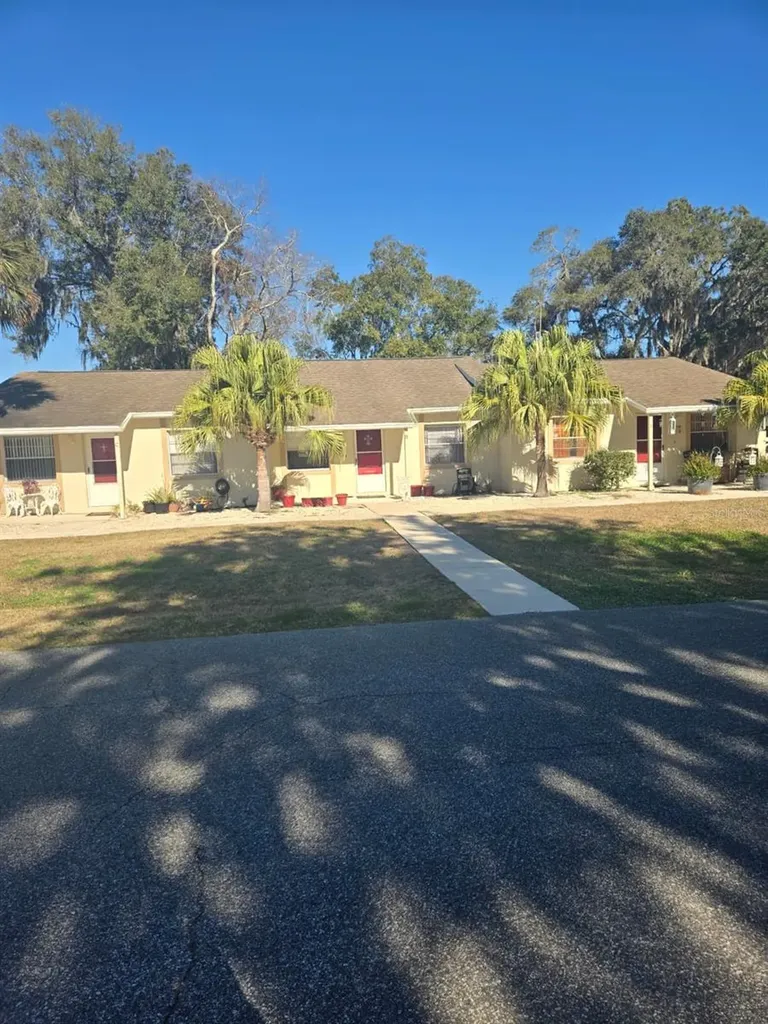 2 Fawn Lane Palm Coast FL 32137