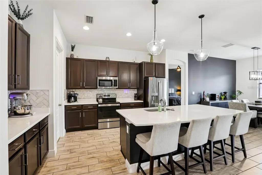 4026 Salida Delsol Drive Sun City Center FL 33573