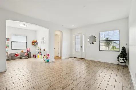 4026 Salida Delsol Drive Sun City Center FL 33573