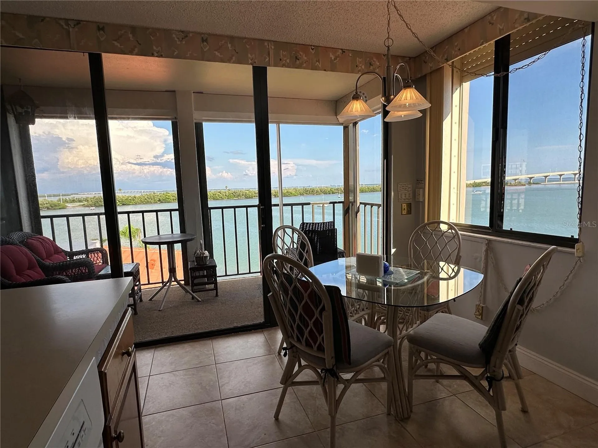 6295 Bahia Del Mar Circle St Petersburg FL 33715