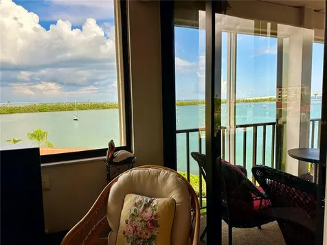6295 Bahia Del Mar Circle St Petersburg FL 33715