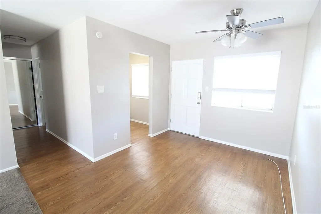 3001 Bee Ridge Road Sarasota FL 34239