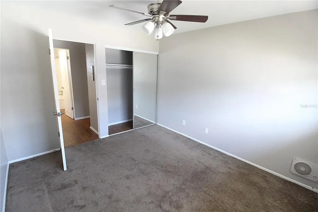 3001 Bee Ridge Road Sarasota FL 34239