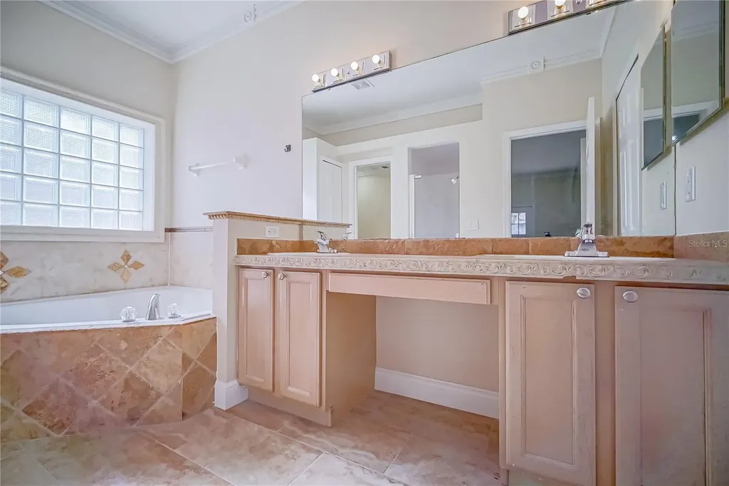 2509 Skif Drive Orlando FL 32812
