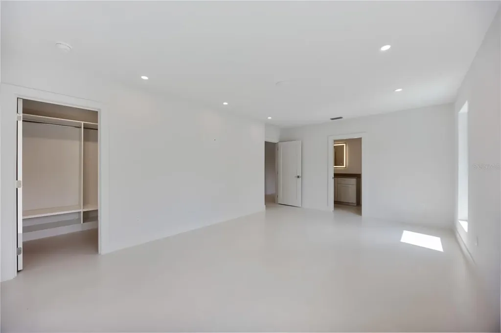 2596 Floyd Street Sarasota FL 34239