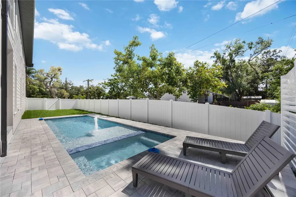 2596 Floyd Street Sarasota FL 34239