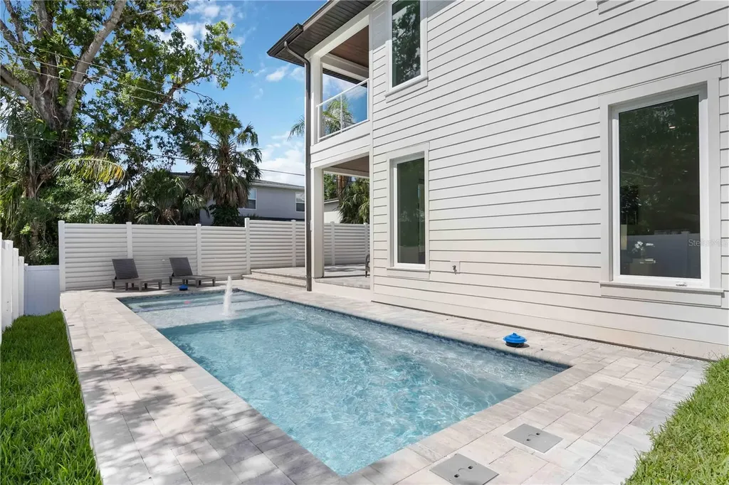 2596 Floyd Street Sarasota FL 34239