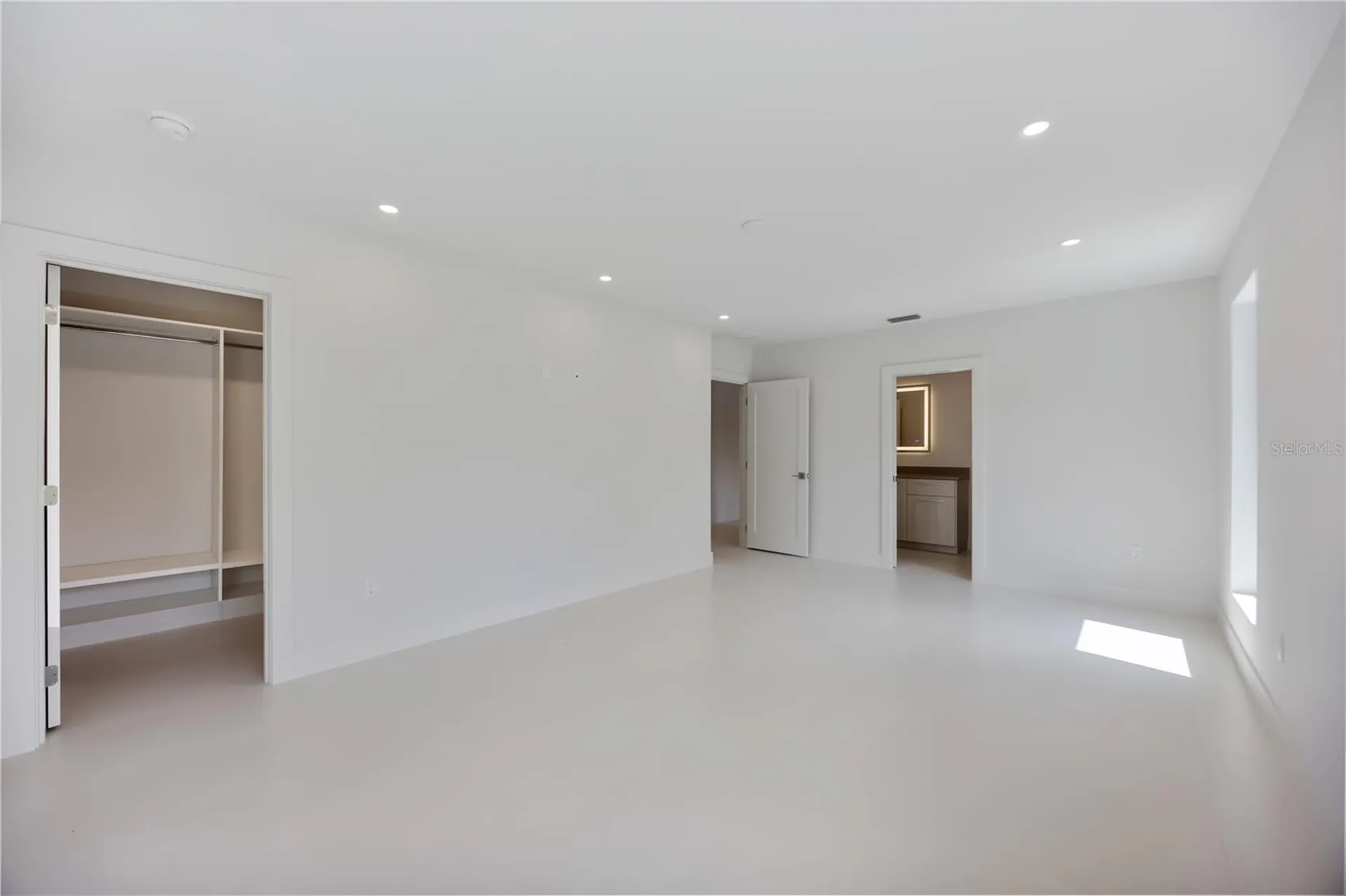 2596 Floyd Street Sarasota FL 34239