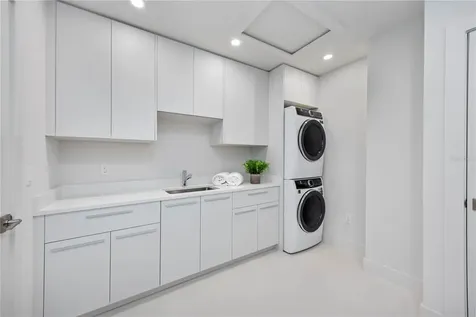 2596 Floyd Street Sarasota FL 34239