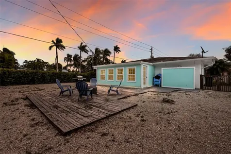 120 Maple Avenue Anna Maria FL 34216