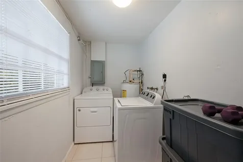 120 Maple Avenue Anna Maria FL 34216