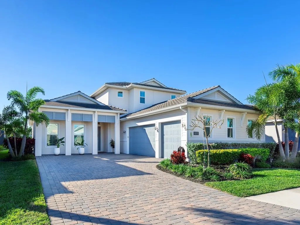 8175 Redonda Loop Bradenton FL 34202