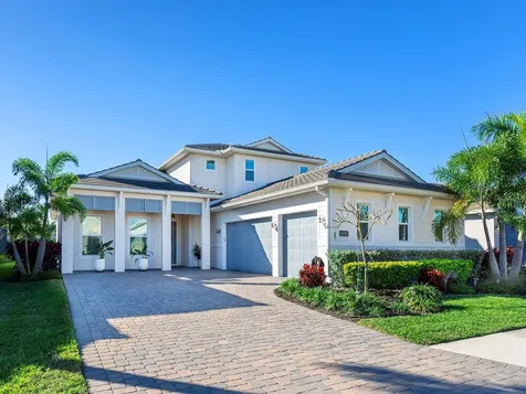 8175 Redonda Loop Bradenton FL 34202