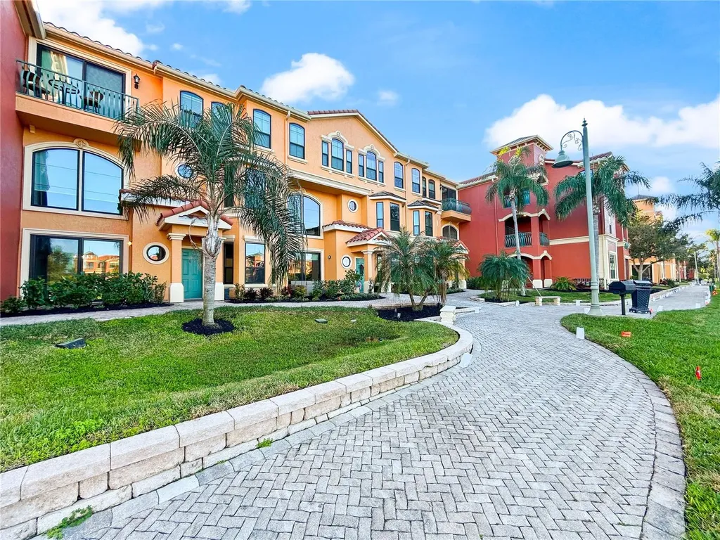 2746 Via Tivoli Clearwater FL 33764
