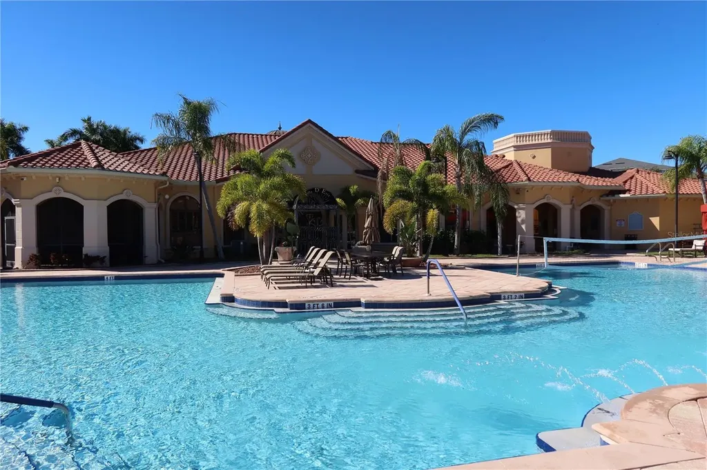2746 Via Tivoli Clearwater FL 33764