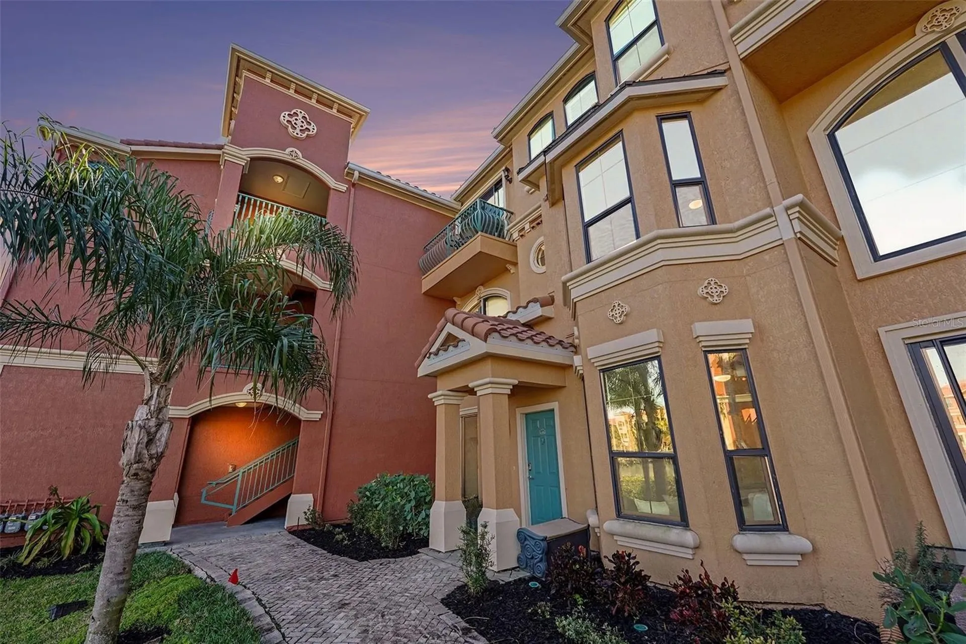 2746 Via Tivoli Clearwater FL 33764