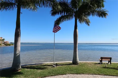 2746 Via Tivoli Clearwater FL 33764