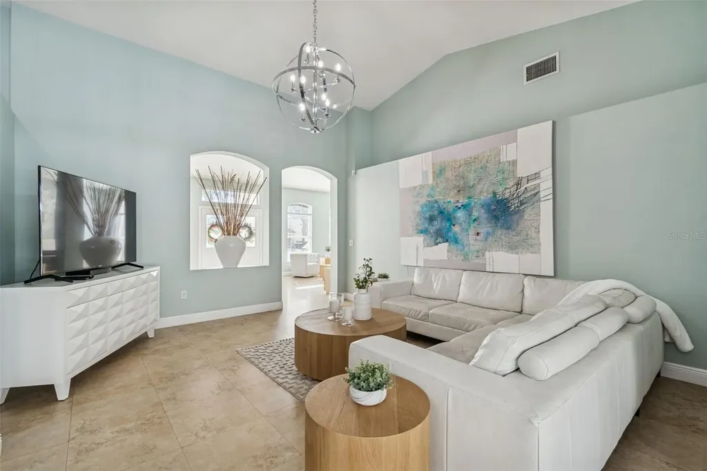 10122 Whisper Pointe Drive Tampa FL 33647