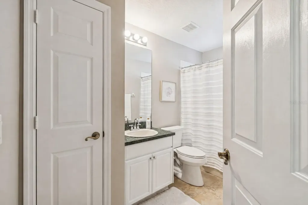 10122 Whisper Pointe Drive Tampa FL 33647