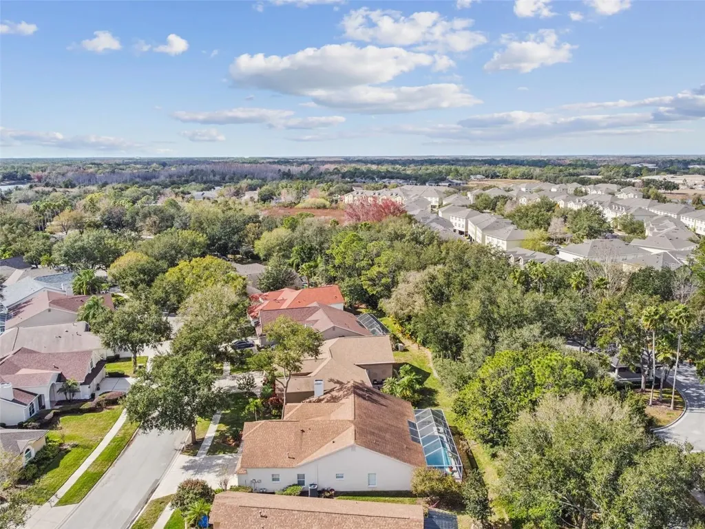 10122 Whisper Pointe Drive Tampa FL 33647