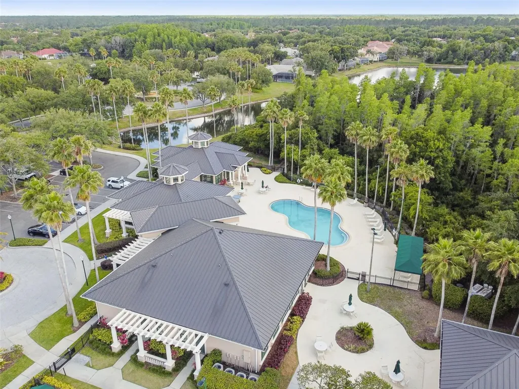 10122 Whisper Pointe Drive Tampa FL 33647