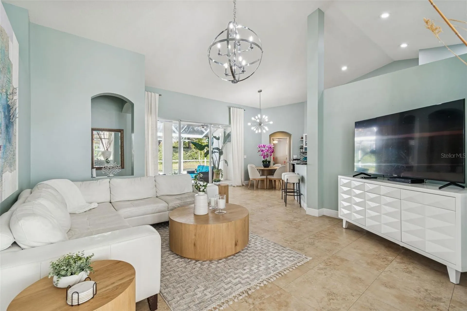 10122 Whisper Pointe Drive Tampa FL 33647