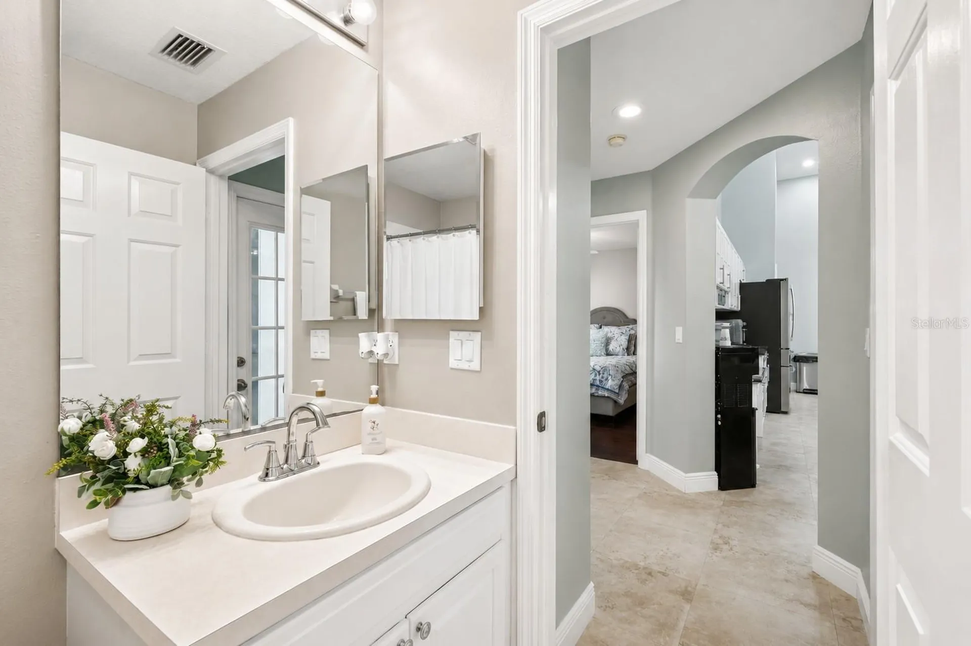 10122 Whisper Pointe Drive Tampa FL 33647