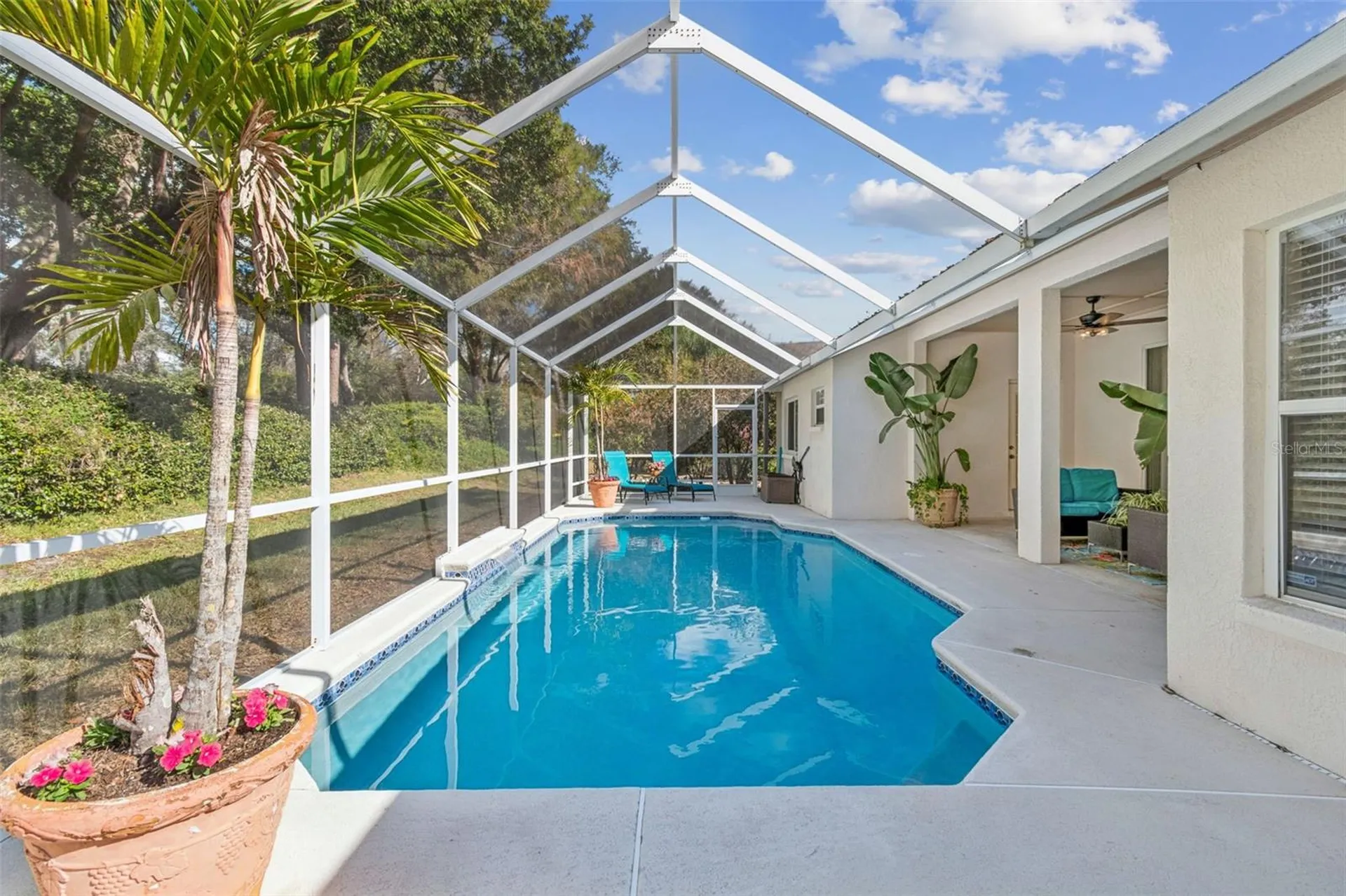 10122 Whisper Pointe Drive Tampa FL 33647