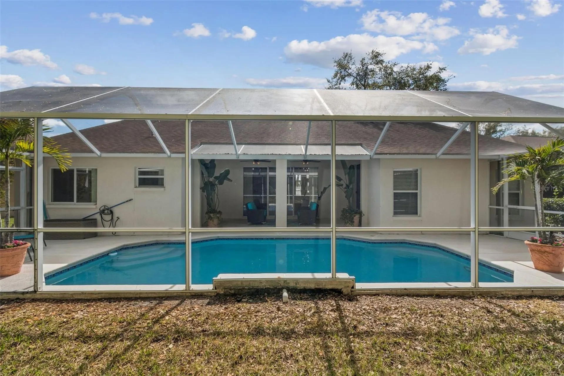10122 Whisper Pointe Drive Tampa FL 33647