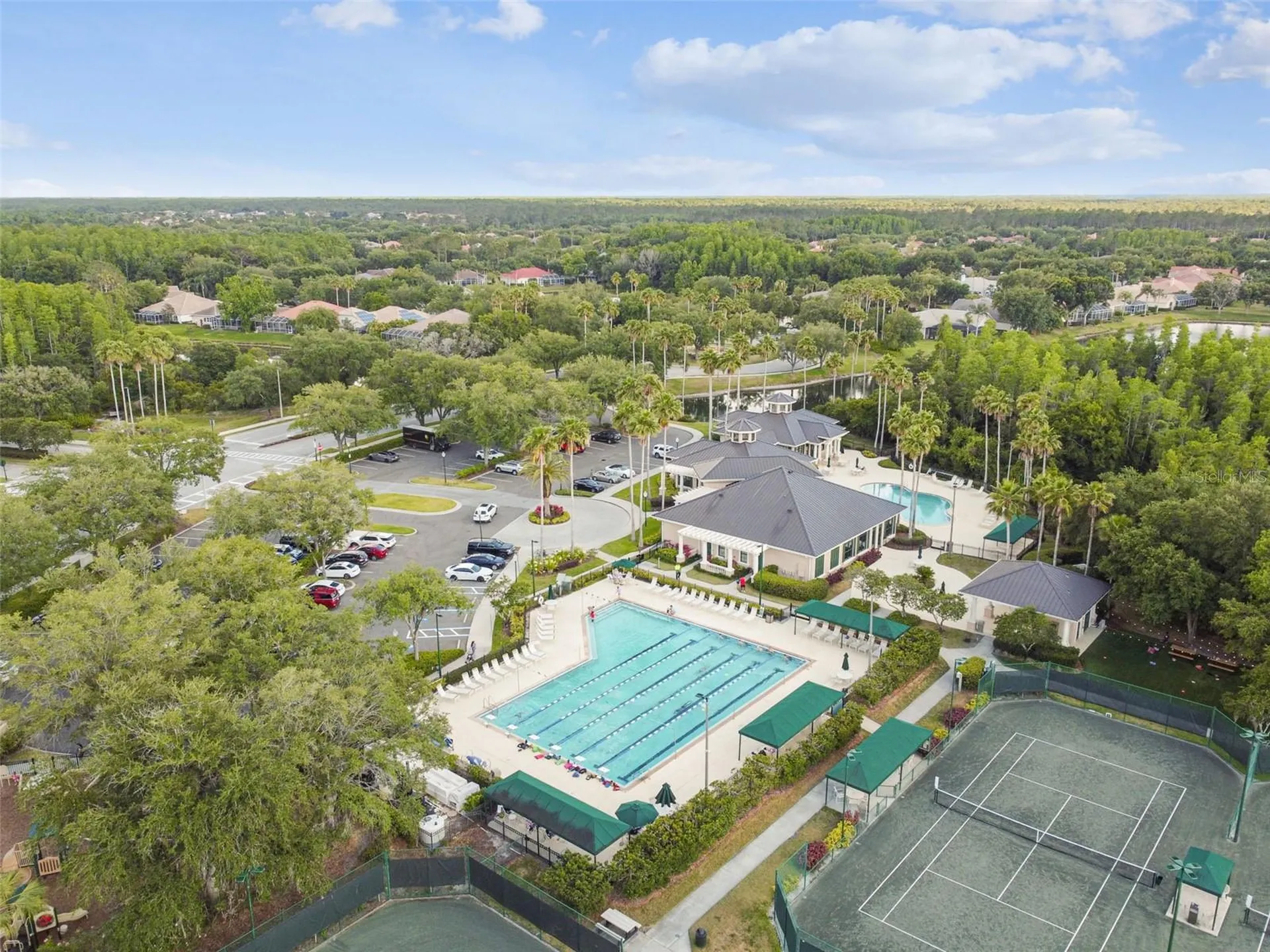 10122 Whisper Pointe Drive Tampa FL 33647