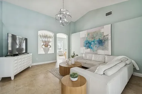 10122 Whisper Pointe Drive Tampa FL 33647