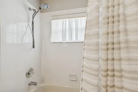 10122 Whisper Pointe Drive Tampa FL 33647