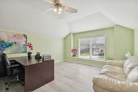 10122 Whisper Pointe Drive Tampa FL 33647