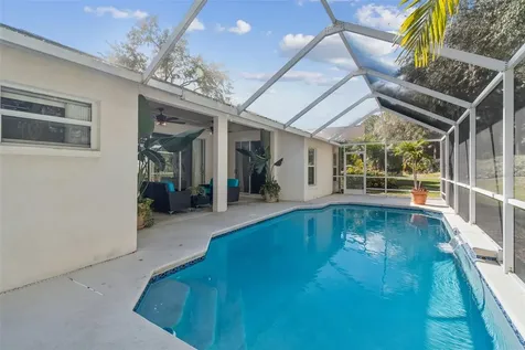 10122 Whisper Pointe Drive Tampa FL 33647