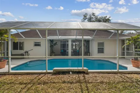 10122 Whisper Pointe Drive Tampa FL 33647