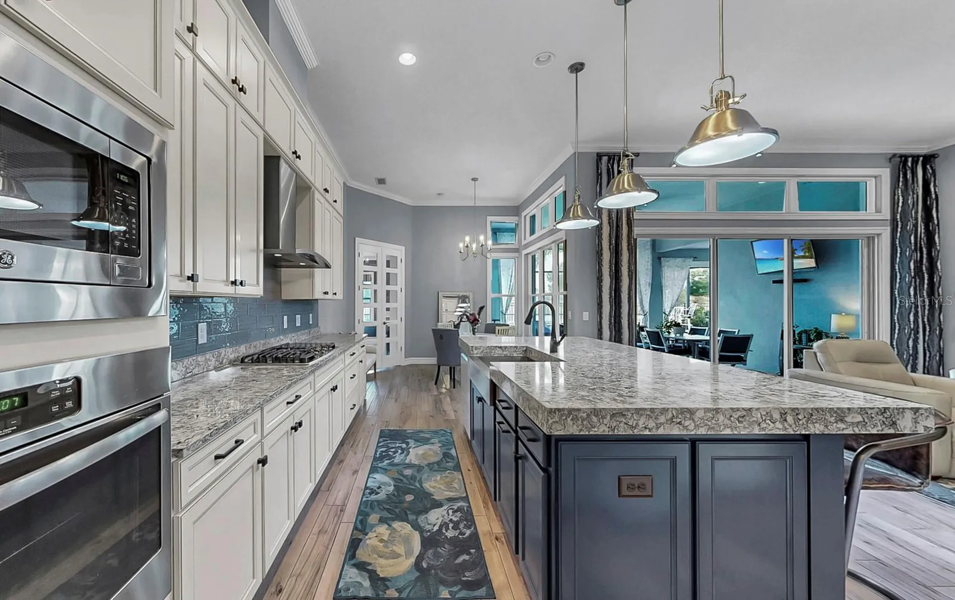 6951 Crestpoint Drive Apollo Beach FL 33572