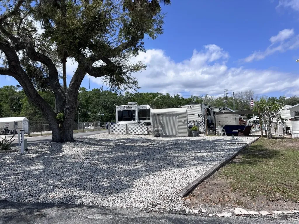 38201 Magpie Way Leesburg FL 34788